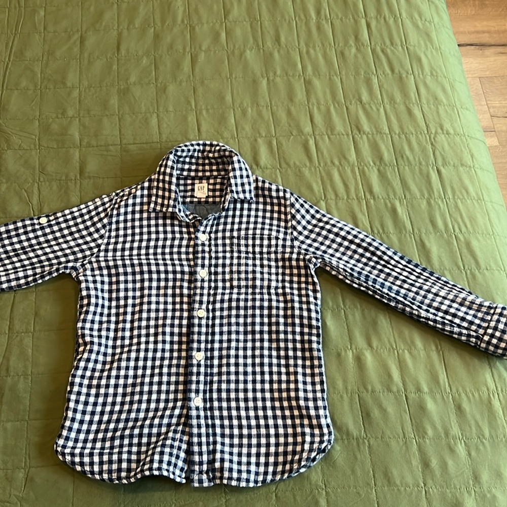 Gap kids long sleeve shirt